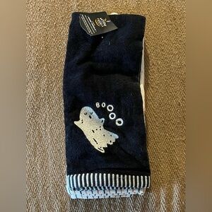 HYDE and EEK 2 Pack Halloween Black White Ghost/Stripe Hand Towels 15inx25in